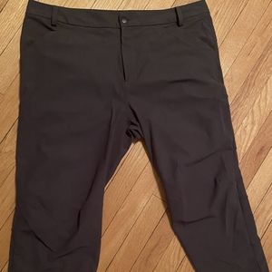 Lululemon Men's weather-resistant cycling pants - sz 38